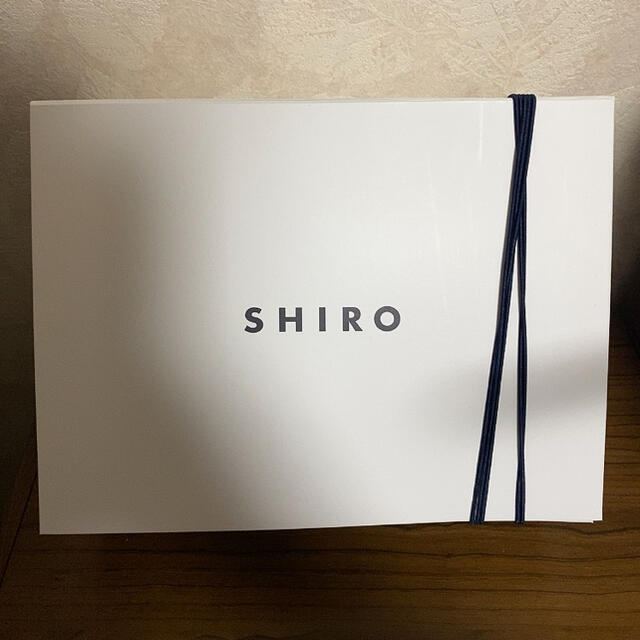 shiro(シロ)の新品SHIRO ホワイトリリー　ランドリーリキッド（洗剤） インテリア/住まい/日用品の日用品/生活雑貨/旅行(洗剤/柔軟剤)の商品写真