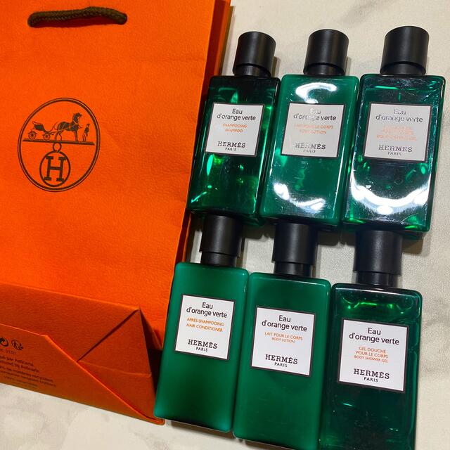 Hermes(エルメス)のエルメス　アメニティ　新品　6点 コスメ/美容のキット/セット(サンプル/トライアルキット)の商品写真