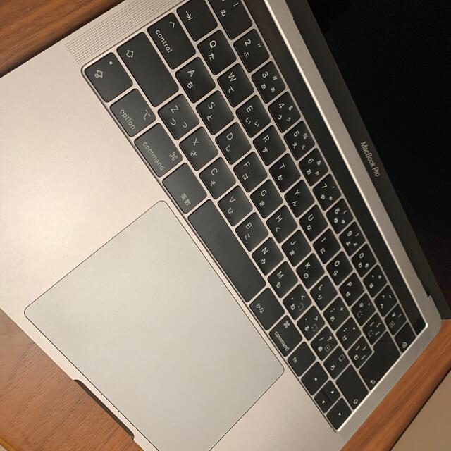 Apple - 超美品MacBook Pro 2018 13インチ i7・16GB おまけ付きの通販 Apple - 超美品MacBook Pro 2018 13インチ i7・16GB おまけ付きの通販