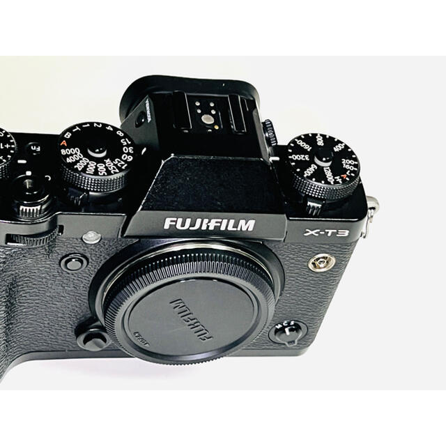 富士フイルム(フジフイルム)のFUJIFILM 富士フィルム　X-T3 BLACK ボディ　中古　xt3 スマホ/家電/カメラのカメラ(ミラーレス一眼)の商品写真