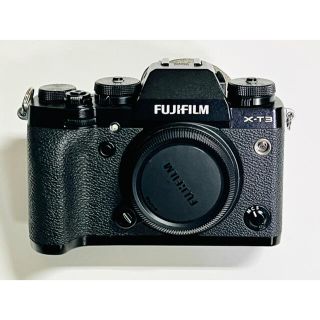 フジフイルム(富士フイルム)のFUJIFILM 富士フィルム　X-T3 BLACK ボディ　中古　xt3(ミラーレス一眼)