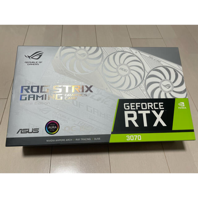 ASUS(エイスース)の【非LHR】ROG STRIX RTX3070 white edition スマホ/家電/カメラのPC/タブレット(PCパーツ)の商品写真