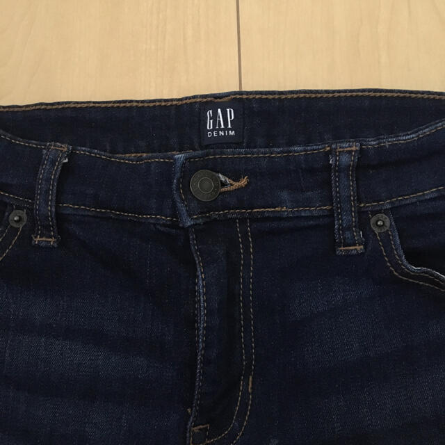 GAP(ギャップ)のGAP ギャップ　デニムハーフパンツ　ショートパンツ　短パン　美品　送料無料 メンズのパンツ(デニム/ジーンズ)の商品写真