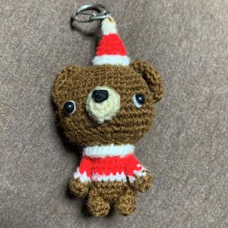 サンタクロース　クマ　キーホルダー　編みぐるみ　くまちゃん　クリスマス(あみぐるみ)