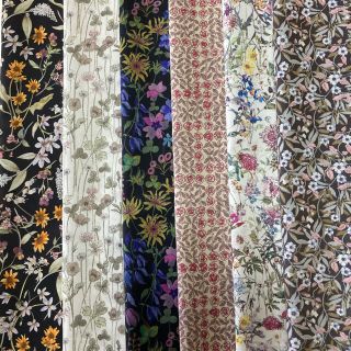 カトリーヌ様専用❣️リバティハギレおまとめ(生地/糸)