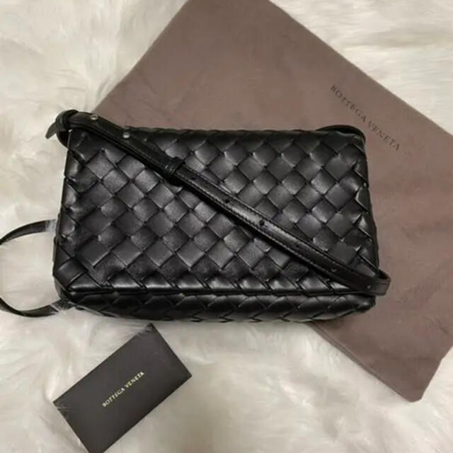 ショルダーバッグ【正規品❗️】BOTTEGA VENETA レディース ショルダーバッグ／ポーチ