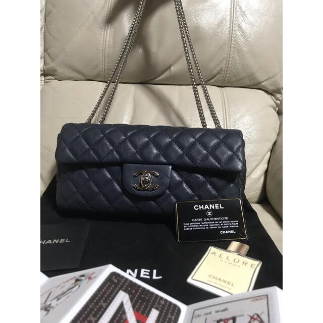 CHANEL シャネル ショルダーバッグ　シャネル チェーンショルダーバッグCHANELショルダーバッグ