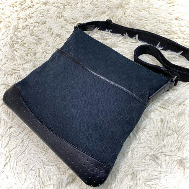 美品】GUCCI ショルダーバッグ GG柄 ホースビット PVC レザー 丸型