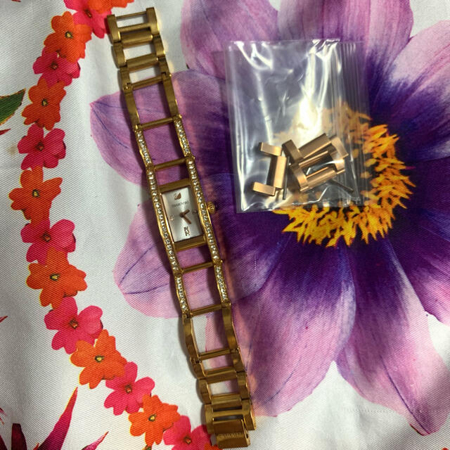 SWAROVSKI(スワロフスキー)のスワロフスキー　時計 レディースのファッション小物(腕時計)の商品写真