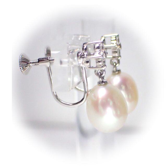 MIKIMOTO(ミキモト)のミキモト K18WG ダイヤ パール 幅8mm イヤリング 真珠 レディースのアクセサリー(イヤリング)の商品写真