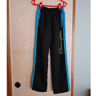 チャンピオン(Champion)の美品　ウィンドブレーカー裏起毛パンツ　160サイズ(ウェア)