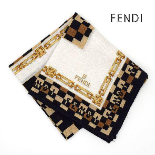 FENDI(フェンディ)のFENDI スカーフ ハンカチ スカーフ 茶色 ズッカチェーン レディースのファッション小物(バンダナ/スカーフ)の商品写真