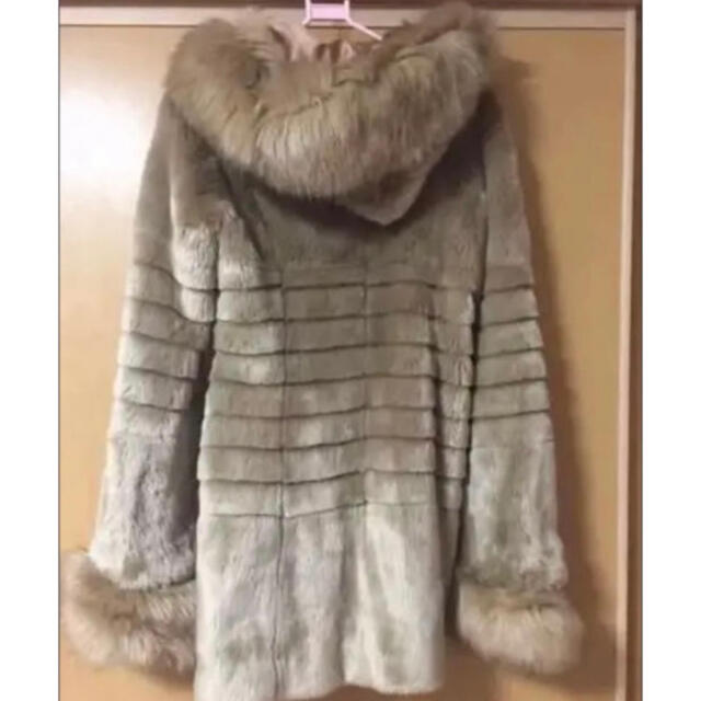 rienda(リエンダ)のリエンダ　コート レディースのジャケット/アウター(毛皮/ファーコート)の商品写真