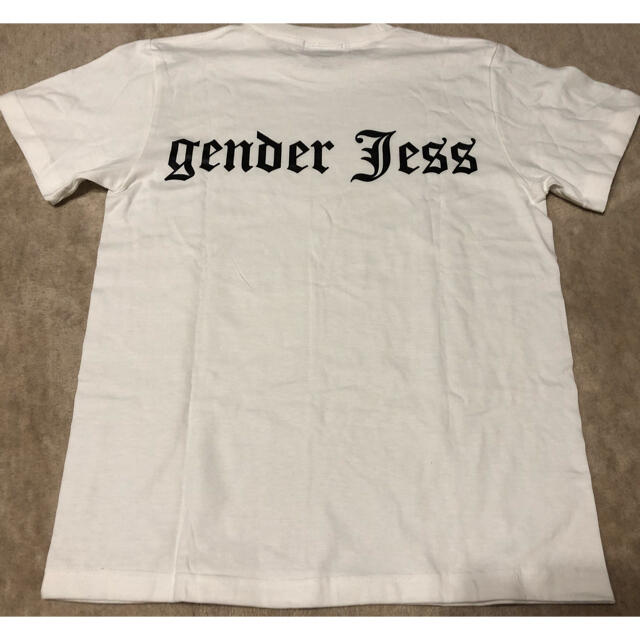 【新品】gender Jess Tシャツ　バックロゴ レディースのトップス(Tシャツ(半袖/袖なし))の商品写真