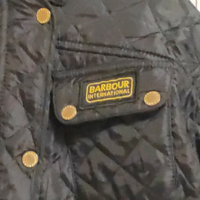 Barbour(バーブァー)のBARBOUR バブアー キルティング ジャケット  レディースＬ ブラック レディースのジャケット/アウター(その他)の商品写真