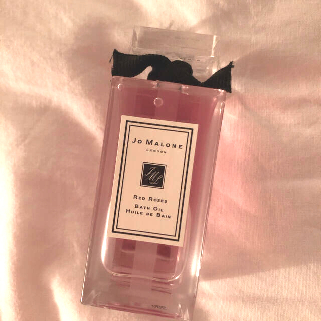 Jo Malone(ジョーマローン)のジョーマローン　レッドローズバスオイル コスメ/美容のボディケア(入浴剤/バスソルト)の商品写真