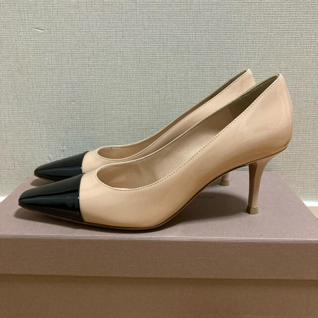 即納豊富な Gianvito Rossi - 新品 ジャンヴィトロッシ パンプス 23.5