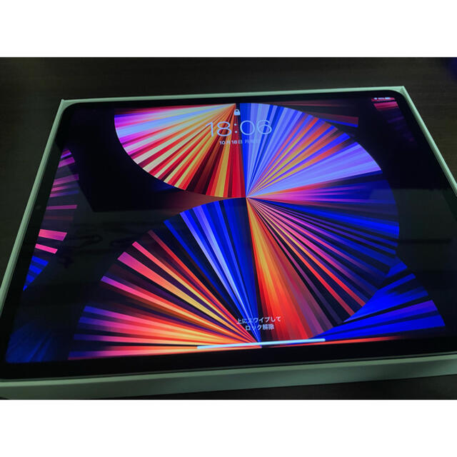 Apple(アップル)のiPad Pro 12.9インチ(第5世代)(2021) スマホ/家電/カメラのPC/タブレット(タブレット)の商品写真