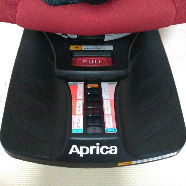 Aprica(アップリカ)の【送料込】アップリカ　クルリラAB　回転式 　ISOFIX ＆シートベルト兼用  キッズ/ベビー/マタニティの外出/移動用品(自動車用チャイルドシート本体)の商品写真