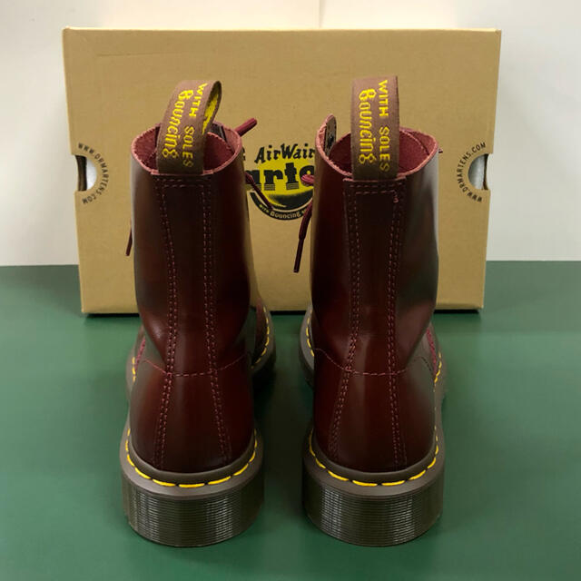 Dr.Martens(ドクターマーチン)のDr.Martens PASCAL 8EYE BOOT 13512602 レディースの靴/シューズ(ブーツ)の商品写真