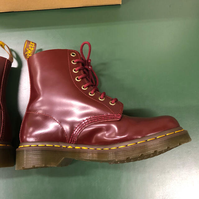 Dr.Martens(ドクターマーチン)のDr.Martens PASCAL 8EYE BOOT 13512602 レディースの靴/シューズ(ブーツ)の商品写真