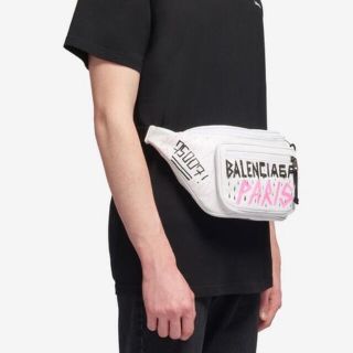 バレンシアガ(Balenciaga)のバレンシアガ　ショルダーバッグ(ショルダーバッグ)