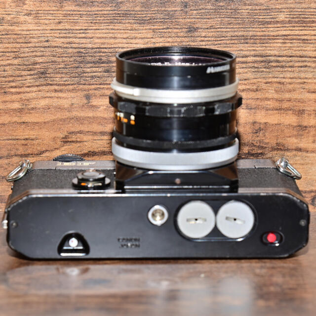 Canon(キヤノン)のフィルムカメラ　Canon EF レンズ付き　動作品 スマホ/家電/カメラのカメラ(フィルムカメラ)の商品写真