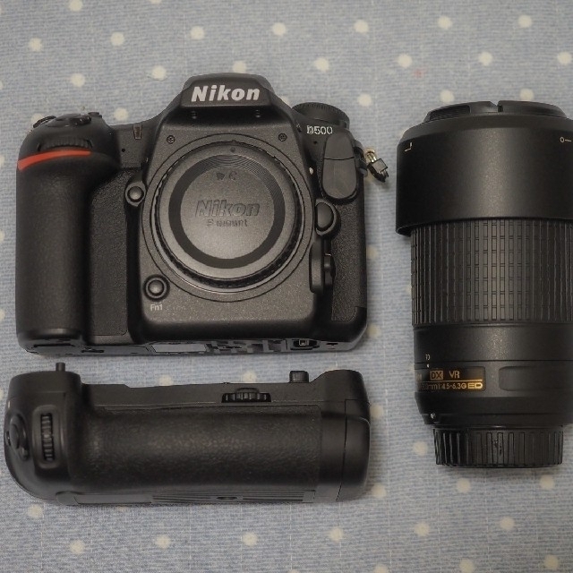 売れ筋新商品 Nikon バッテリーグリップ + レンズ + D500 NIKON ...
