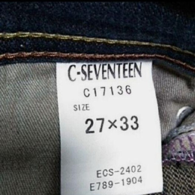 SEVENTEEN(セブンティーン)の新品未使用 C SEVENTEEN 27 ×33 JEANS です レディースのパンツ(デニム/ジーンズ)の商品写真