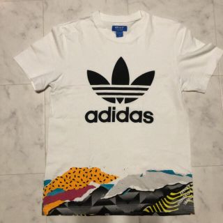 アディダス(adidas)のadidas☆Tシャツ☆tシャツワンピース☆ユニセックス☆派手☆デカロゴ☆(Tシャツ(半袖/袖なし))