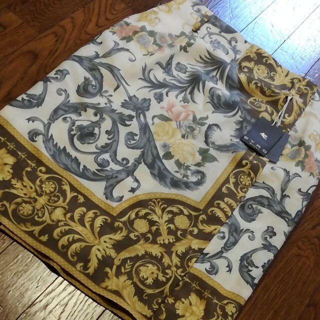 3 N 新品タグ付き エトロ ETRO スカート 巻きスカート 3 N 新品タグ付き エトロ ETRO スカート 巻きスカート