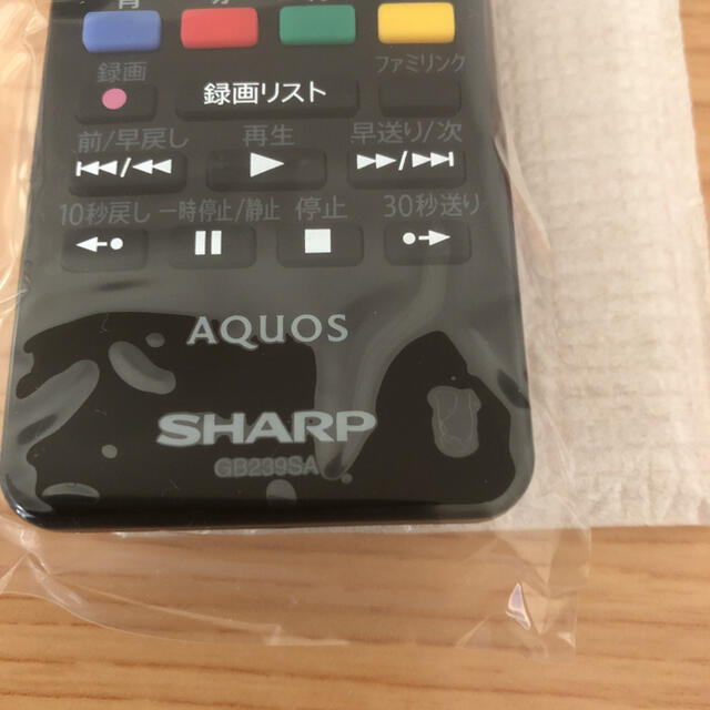 AQUOS(アクオス)のSHARP AQUOSリモコン　GB239SA スマホ/家電/カメラのテレビ/映像機器(テレビ)の商品写真