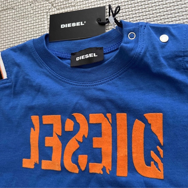 DIESEL(ディーゼル)のDIESEL★12m★Tシャツ★新品タグ付き★ キッズ/ベビー/マタニティのベビー服(~85cm)(Ｔシャツ)の商品写真