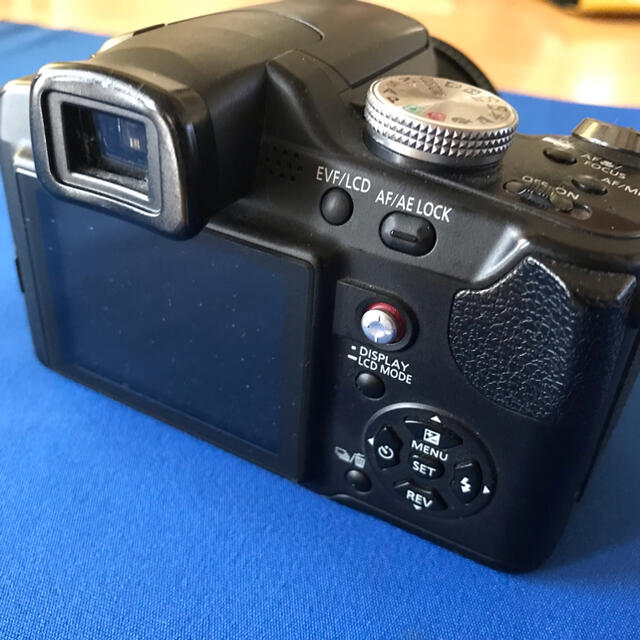 Panasonic(パナソニック)のPanasonic LUMIX FZ DMC-FZ18-K スマホ/家電/カメラのカメラ(コンパクトデジタルカメラ)の商品写真