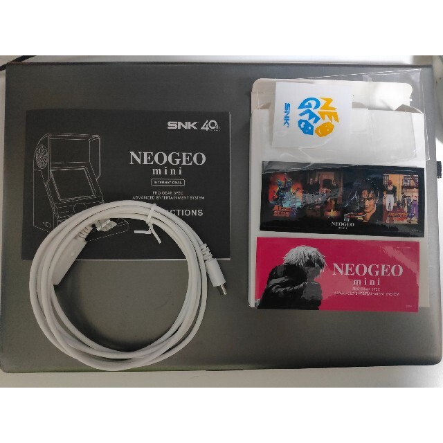 NEOGEO(ネオジオ)のNEOGEO mini インターナショナル版 エンタメ/ホビーのゲームソフト/ゲーム機本体(家庭用ゲーム機本体)の商品写真