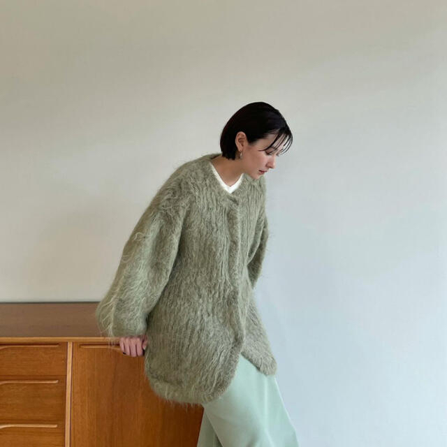 STUDIOUS(ステュディオス)のCLANE クラネ　COLOR MOHAIR SHAGGY CARDIGAN レディースのトップス(ニット/セーター)の商品写真