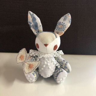 ミナペルホネン(mina perhonen)のハンドメイド ミナペルホネン生地使用 うさぎちゃん(ぬいぐるみ)