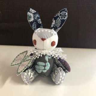 ミナペルホネン(mina perhonen)のハンドメイド ミナペルホネン生地使用 うさぎちゃん(ぬいぐるみ)