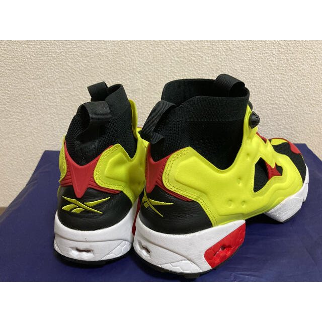 Reebok(リーボック)のINSTA PUMP FURY OG メンズの靴/シューズ(スニーカー)の商品写真