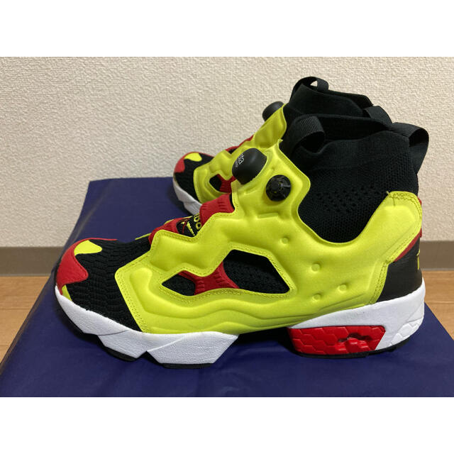 Reebok(リーボック)のINSTA PUMP FURY OG メンズの靴/シューズ(スニーカー)の商品写真