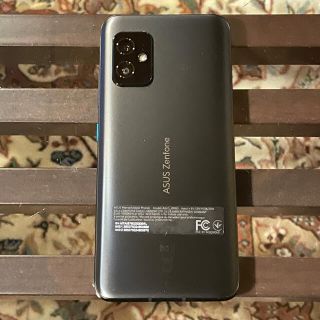 エイスース(ASUS)のAsus Zenfone 8 オブシディアンブラック(スマートフォン本体)