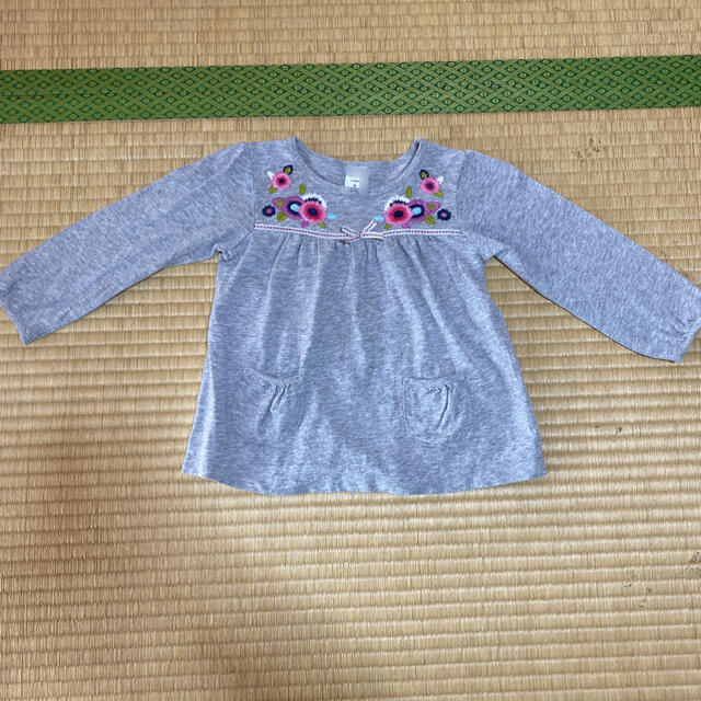 コストコ(コストコ)のコストコ トップス 95cm キッズ/ベビー/マタニティのキッズ服女の子用(90cm~)(Tシャツ/カットソー)の商品写真