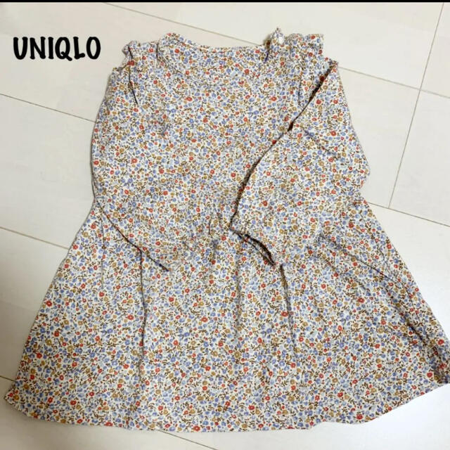 UNIQLO(ユニクロ)の⭐︎Hco様専用⭐︎ユニクロ　90センチ　花柄ワンピース キッズ/ベビー/マタニティのキッズ服女の子用(90cm~)(ワンピース)の商品写真