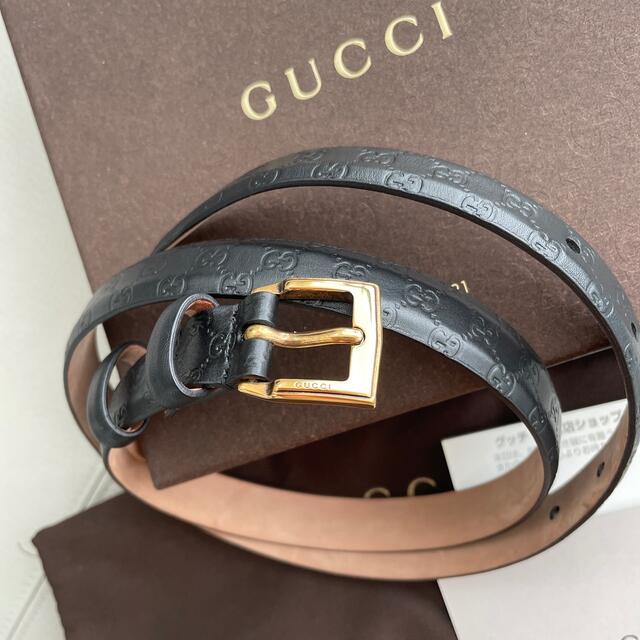Gucci(グッチ)の1回短時間のみ使用　GUCCI  モノグラムレザーベルト　80 レディースのファッション小物(ベルト)の商品写真