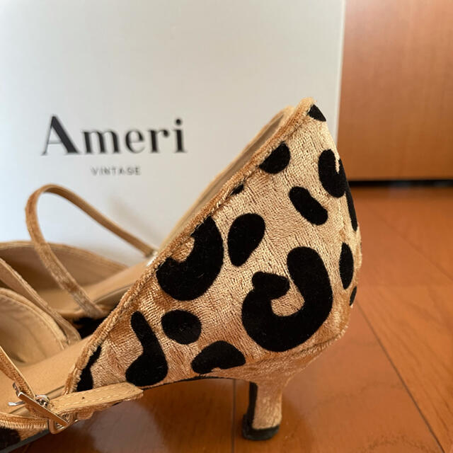 Ameri VINTAGE(アメリヴィンテージ)のAmeri  FLOCKY LEOPARD PUMPS レオパード パンプス レディースの靴/シューズ(ハイヒール/パンプス)の商品写真