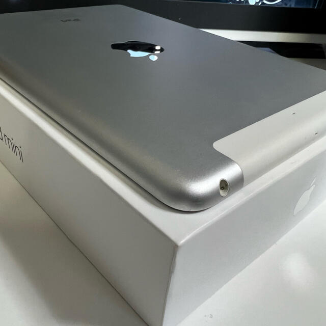 iPad(アイパッド)の【Retina高精細】iPad mini 2 Wi-F＋セルラーモデル スマホ/家電/カメラのPC/タブレット(タブレット)の商品写真