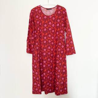 マリメッコ(marimekko)のマリメッコ ウニッコ xs ワンピース Aretta Unikko(ひざ丈ワンピース)