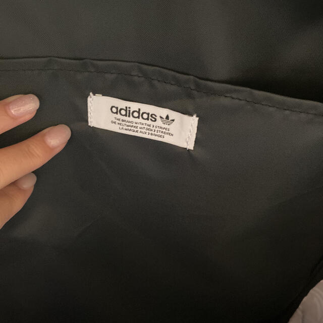 adidas(アディダス)のadidasリュック メンズのバッグ(バッグパック/リュック)の商品写真