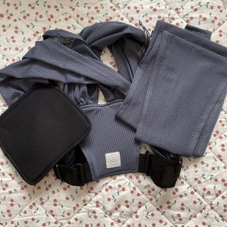 エルゴベビー(Ergobaby)のスモルビ　抱っこ紐(抱っこひも/おんぶひも)