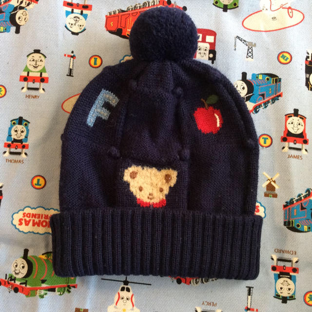 ファッション通販】 最終価格 ファミリア ニット 帽子 mandhucollege